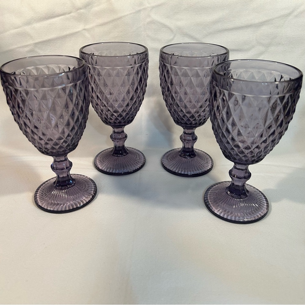 Purple Goblets (4) 6.75”x3.50” Color is beautiful. Last pic is best light.
